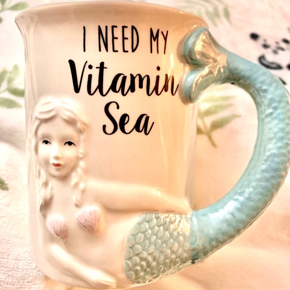 🧜‍♀️ Shimmering Teal Seashell Mermaid Mug 🧜‍♀️ - Picture 2 of 4